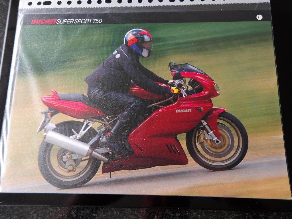 folder Ducati Supersport 750, Verzenden, Ducati