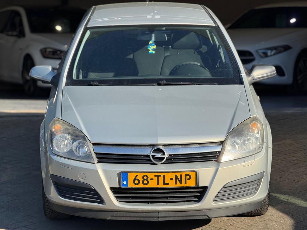 Opel Astra 1.6 Edition Airco/Trekhaak, Auto's, Voorwielaandrijving, 15 km/l, Gebruikt, 4 cilinders