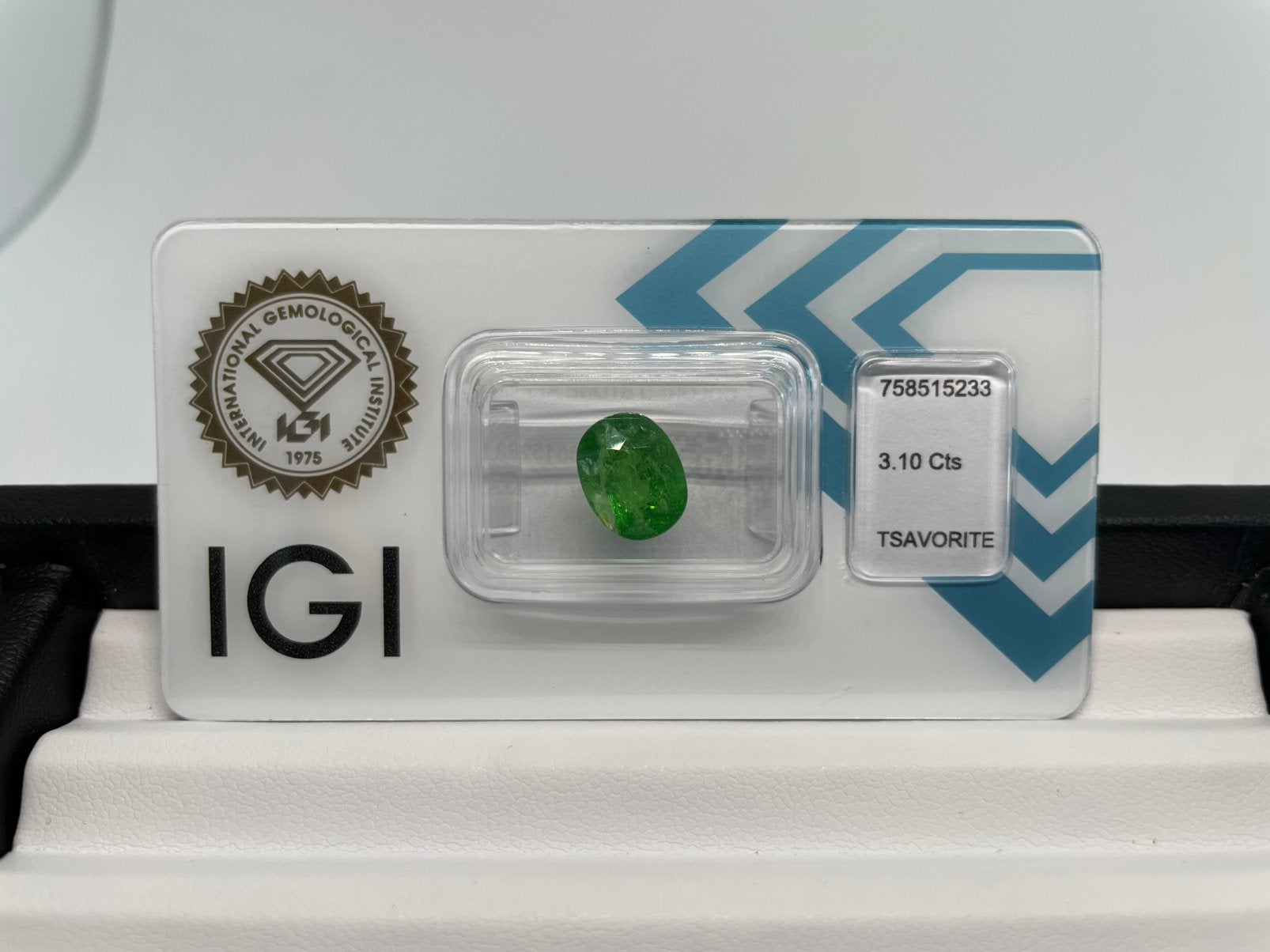 Tsavoriet 3,10 ct IGI certificaat, Ophalen of Verzenden, Nieuw