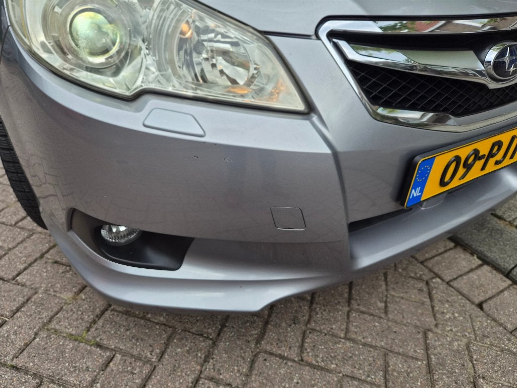 Foto 21 van Subaru Legacy 2.0 I Touring Wagon AWD 2011 Grijs
