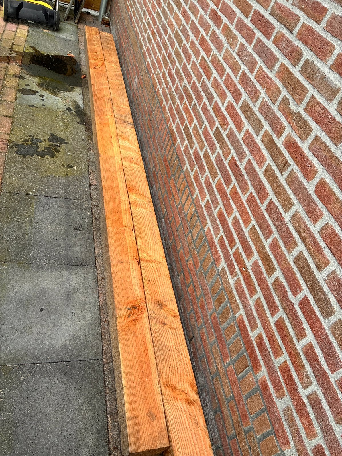 2 douglas balken 15x15 4 meter lang, Ophalen, Zo goed als nieuw, 250 cm of meer, Balken