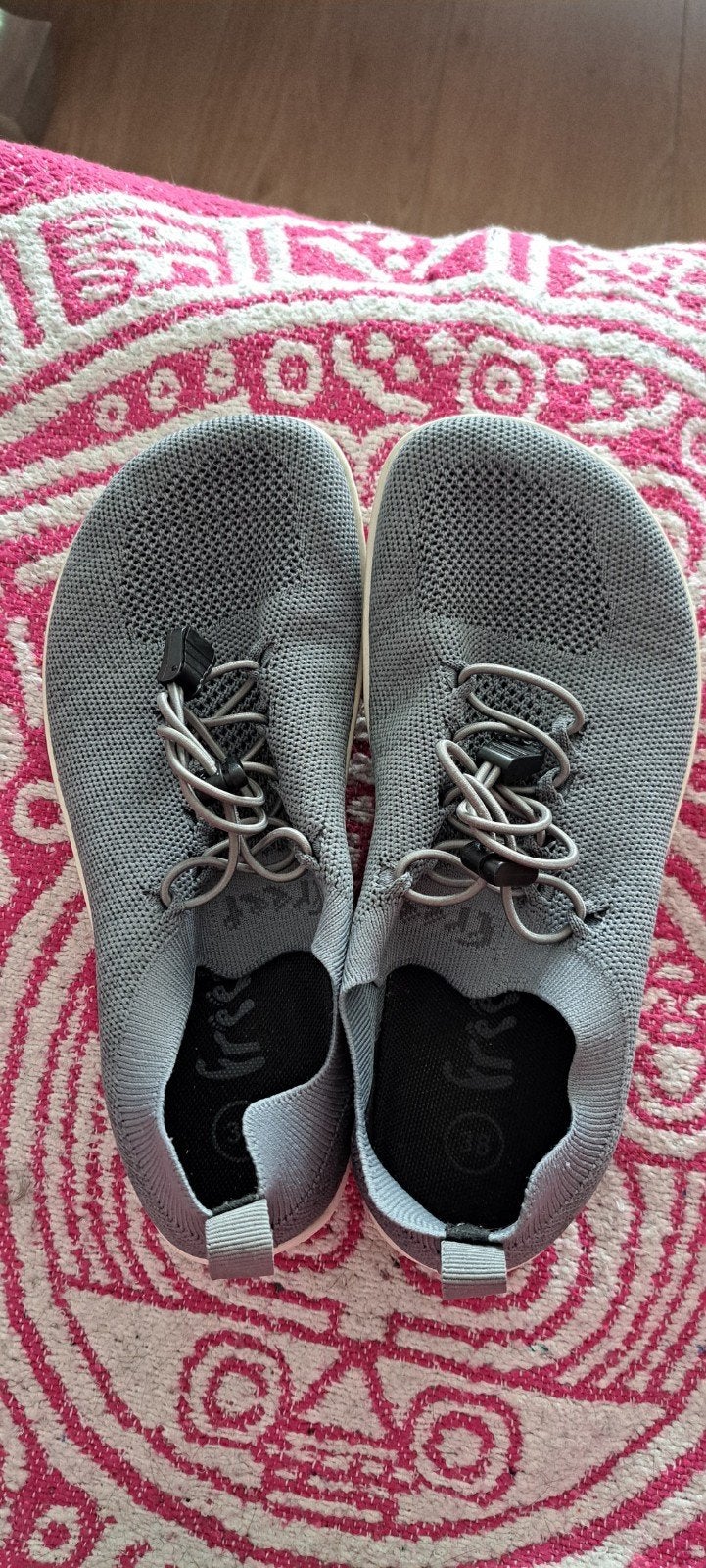 Freet barefoot schoenen (38) - Weinig gebruikt, Ophalen, Freet, Grijs, Sneakers of Gympen