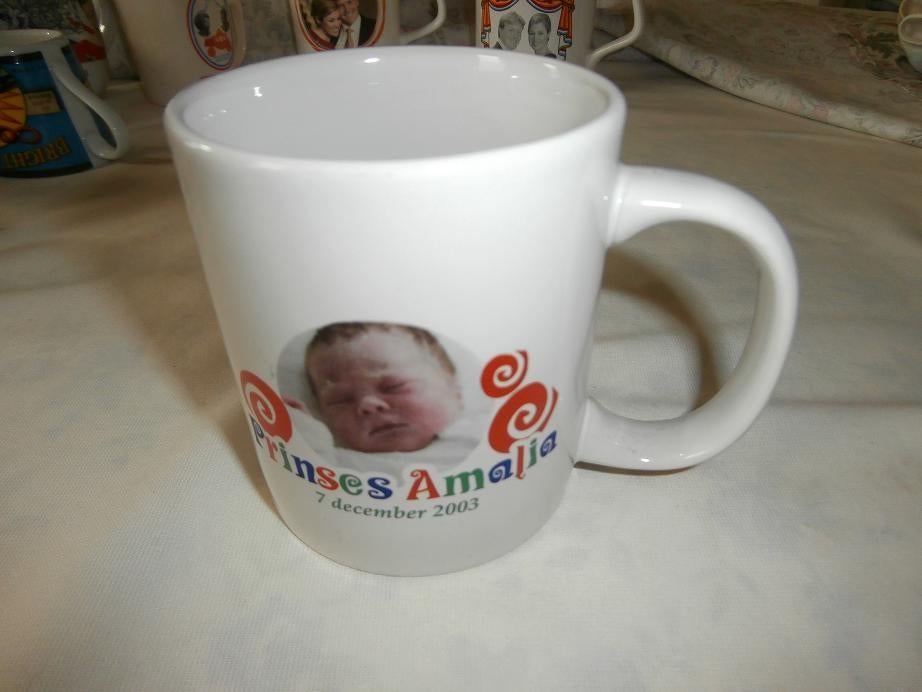 Beker prinses Amalia geboorte, Verzamelen, Ophalen of Verzenden, Nieuw, Nederland, Servies