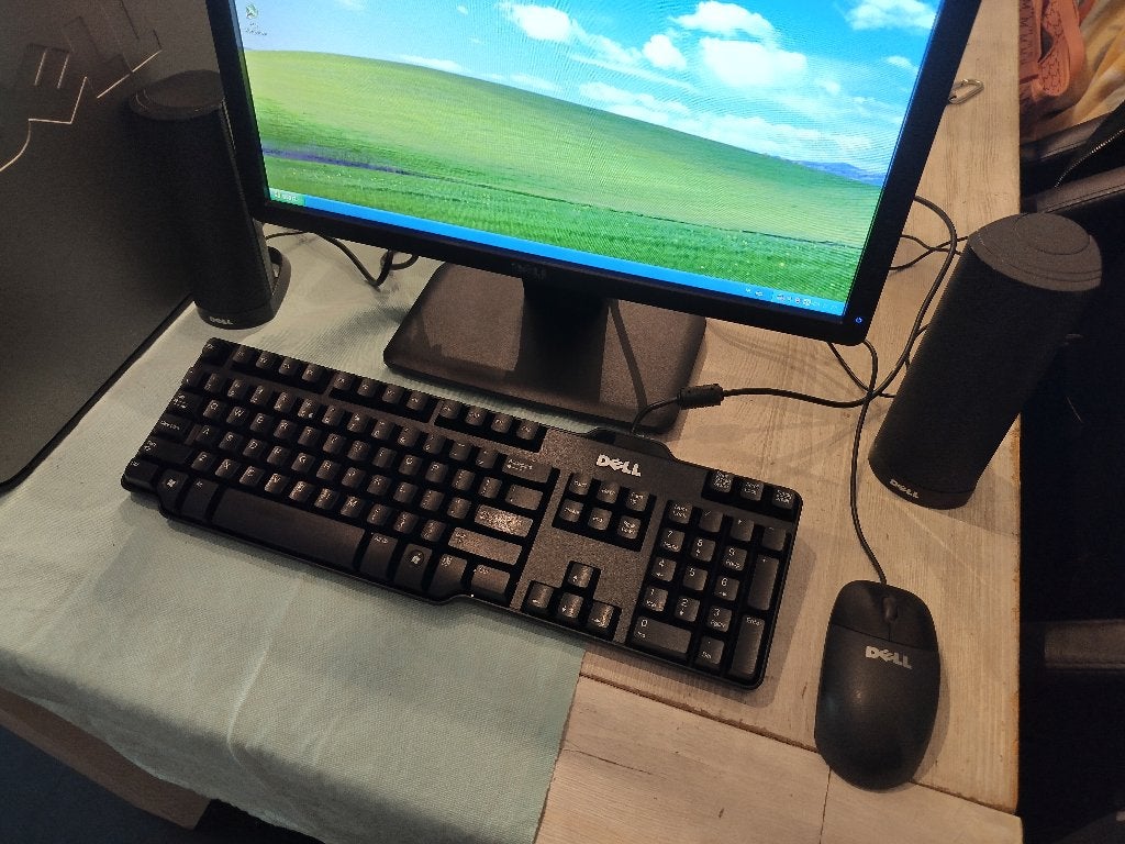 Complete Retro Dell Gaming PC Set, Win XP Sleeper, GTX 750Ti, Ophalen, Dell