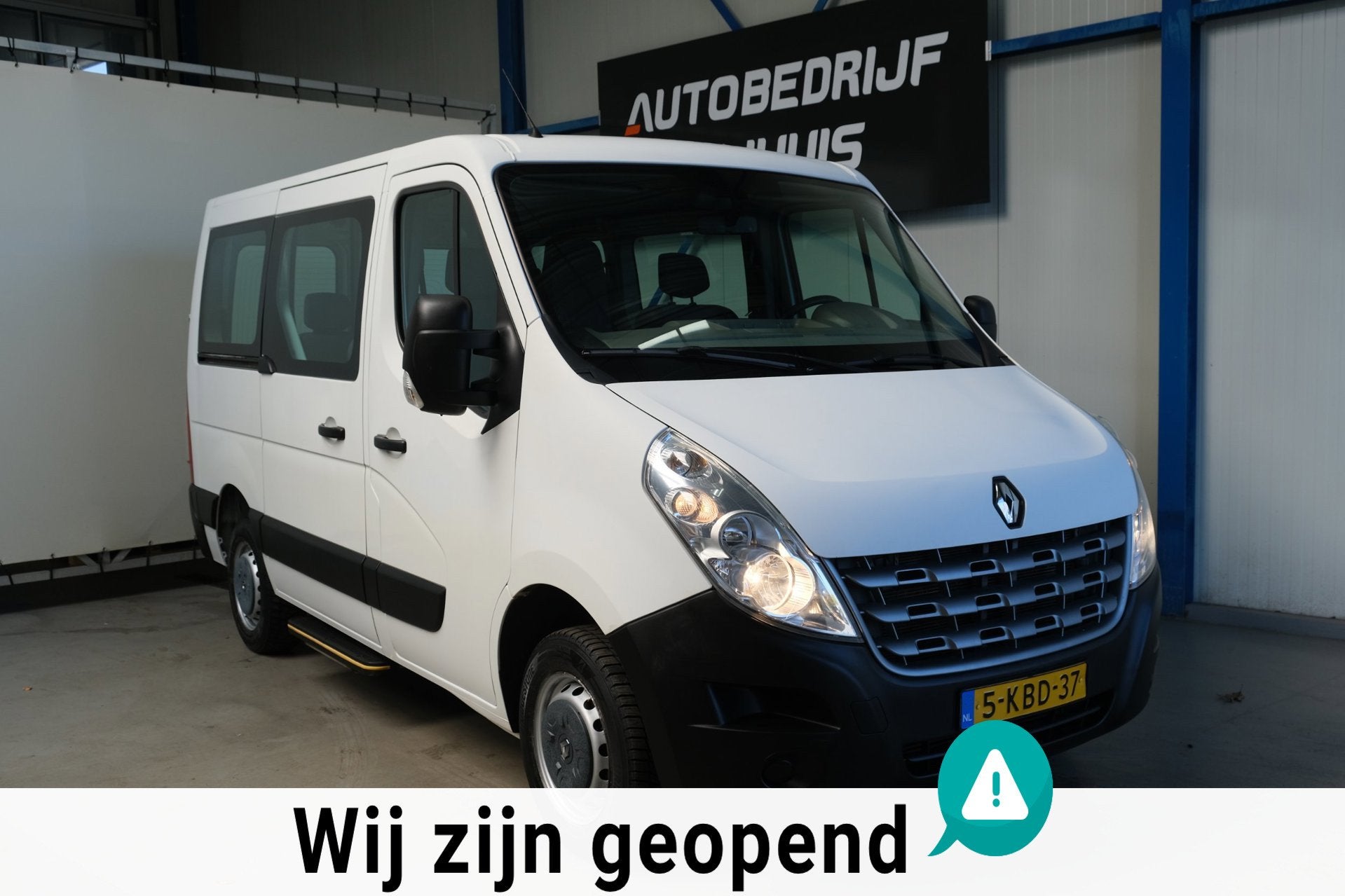 Renault Master Combi T28 2.3 dCi Eco 9p - Airco, Trekhaak., Auto's, Renault, Voorwielaandrijving, 101 pk, Gebruikt, 1992 kg