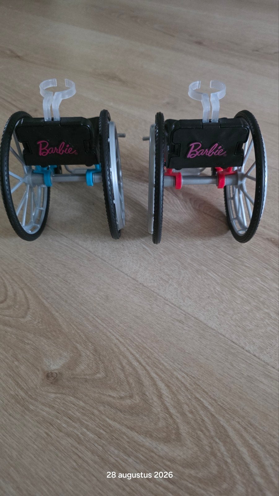 2 Barbie Rolstoelen, Ophalen of Verzenden, Zo goed als nieuw, Barbie