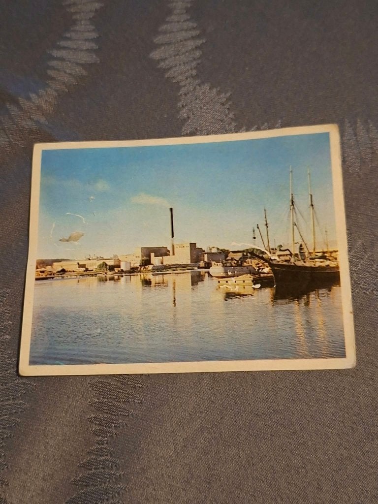 Prentje/Chromo : Fabriek van papierdeeg / de Kuifje's bons, Verzamelen, 1960 tot 1980, Gebruikt, Ophalen of Verzenden, Prent