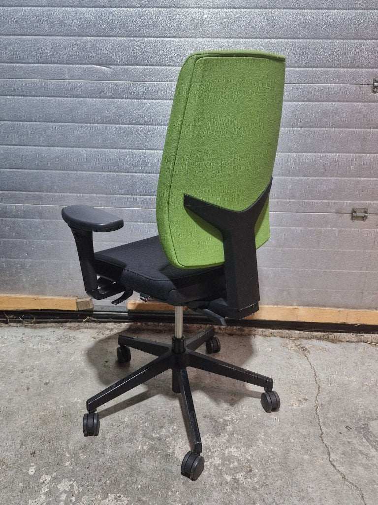 Giroflex 68 bureaustoelen met originele of nieuwe stof, Blaak 28 Rotterdam, Flokk Netherland, Ophalen of Verzenden, Zo goed als nieuw