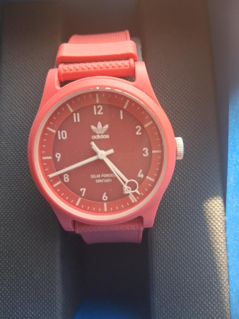 Horloge Adidas solar sport, Polshorloge, Kunststof, Zo goed als nieuw, Ophalen