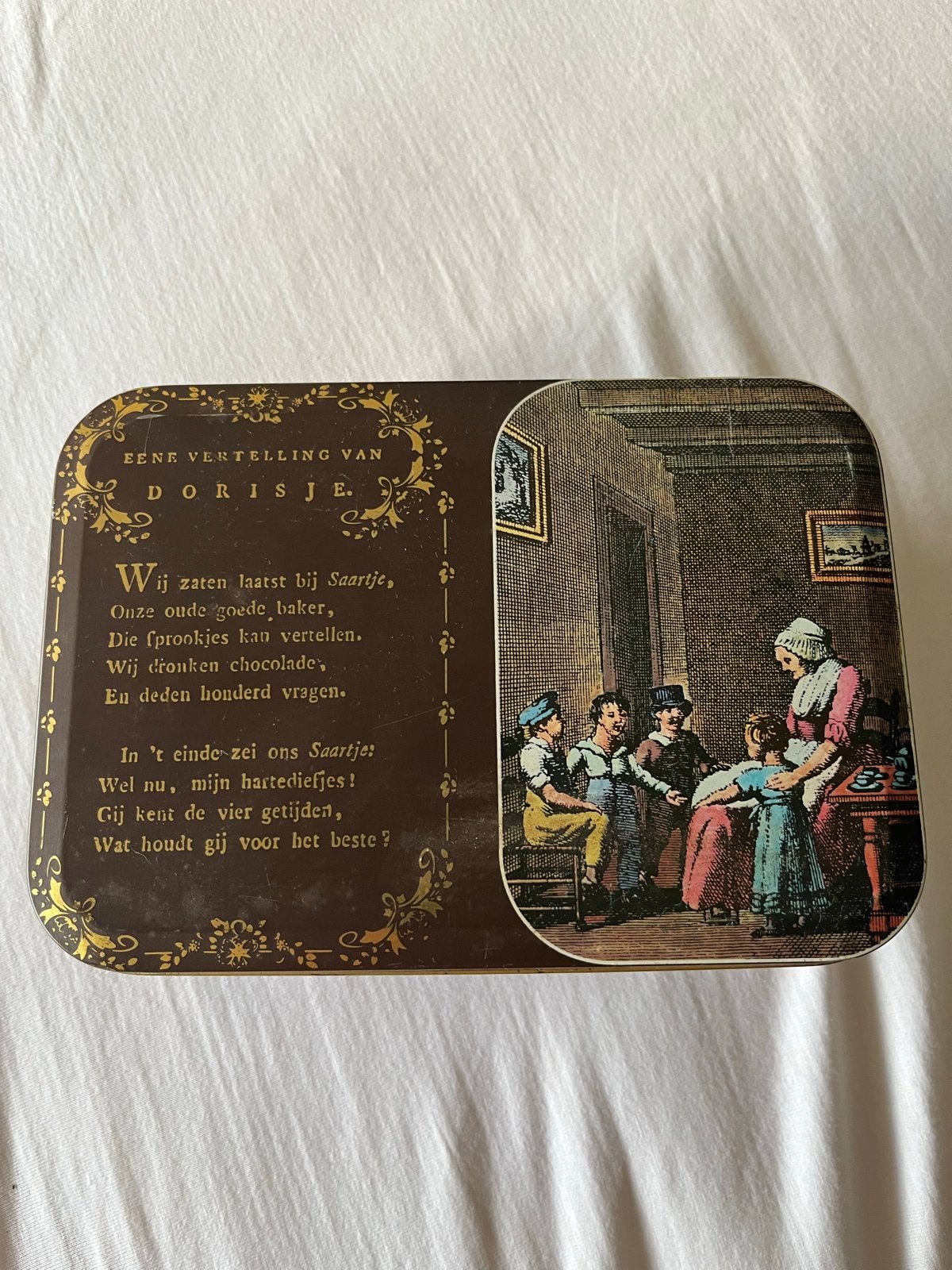 Vintage blikken trommel 'Een vertelling van Dorisje', Ophalen of Verzenden, Gebruikt, Koek(jes), Overige merken