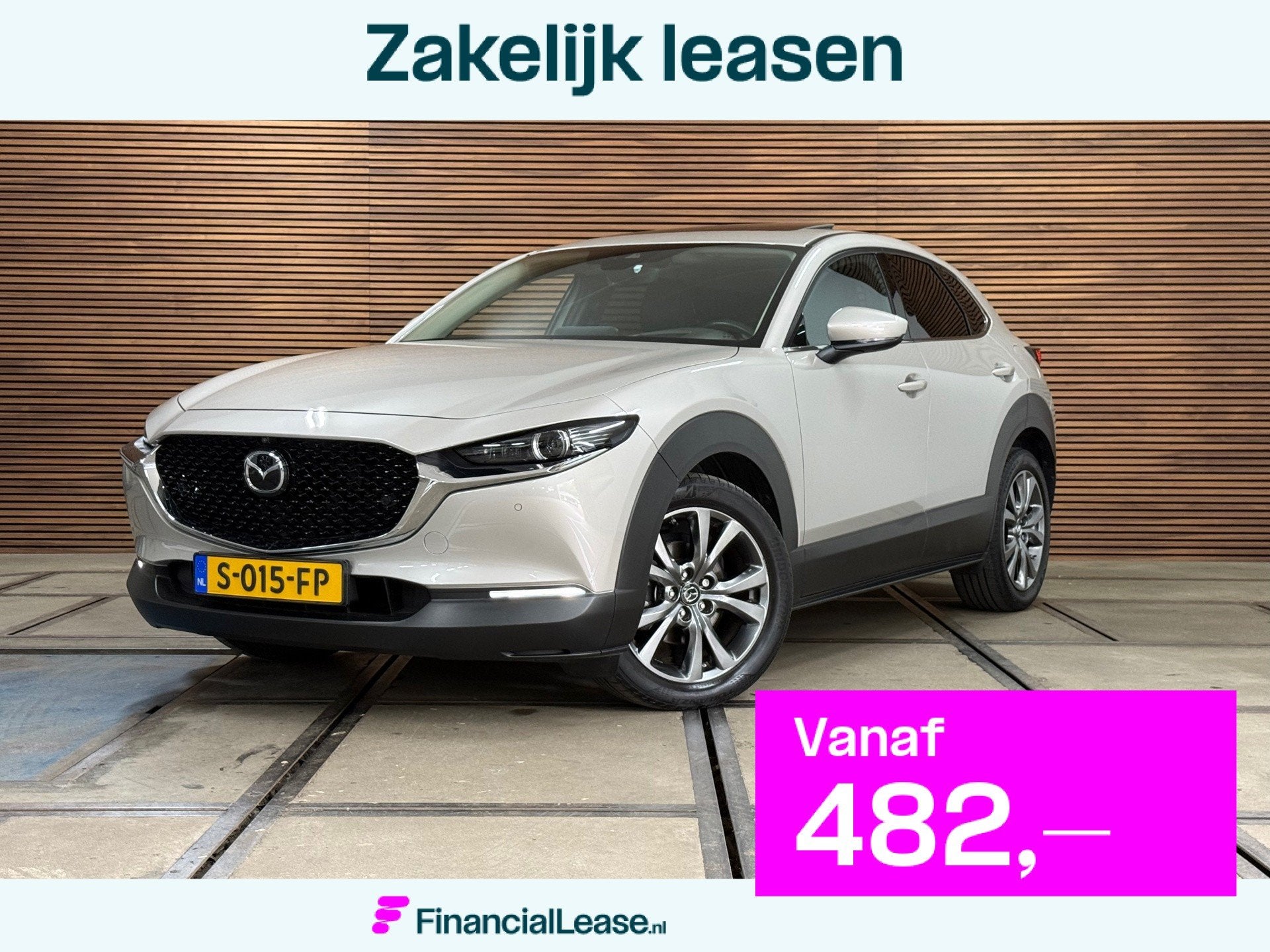 Mazda CX-30 2.0 e-SkyActiv-X M Hybrid Luxury | Pano | Leder, Gebruikt, Bruin, SUV of Terreinwagen, 1430 kg