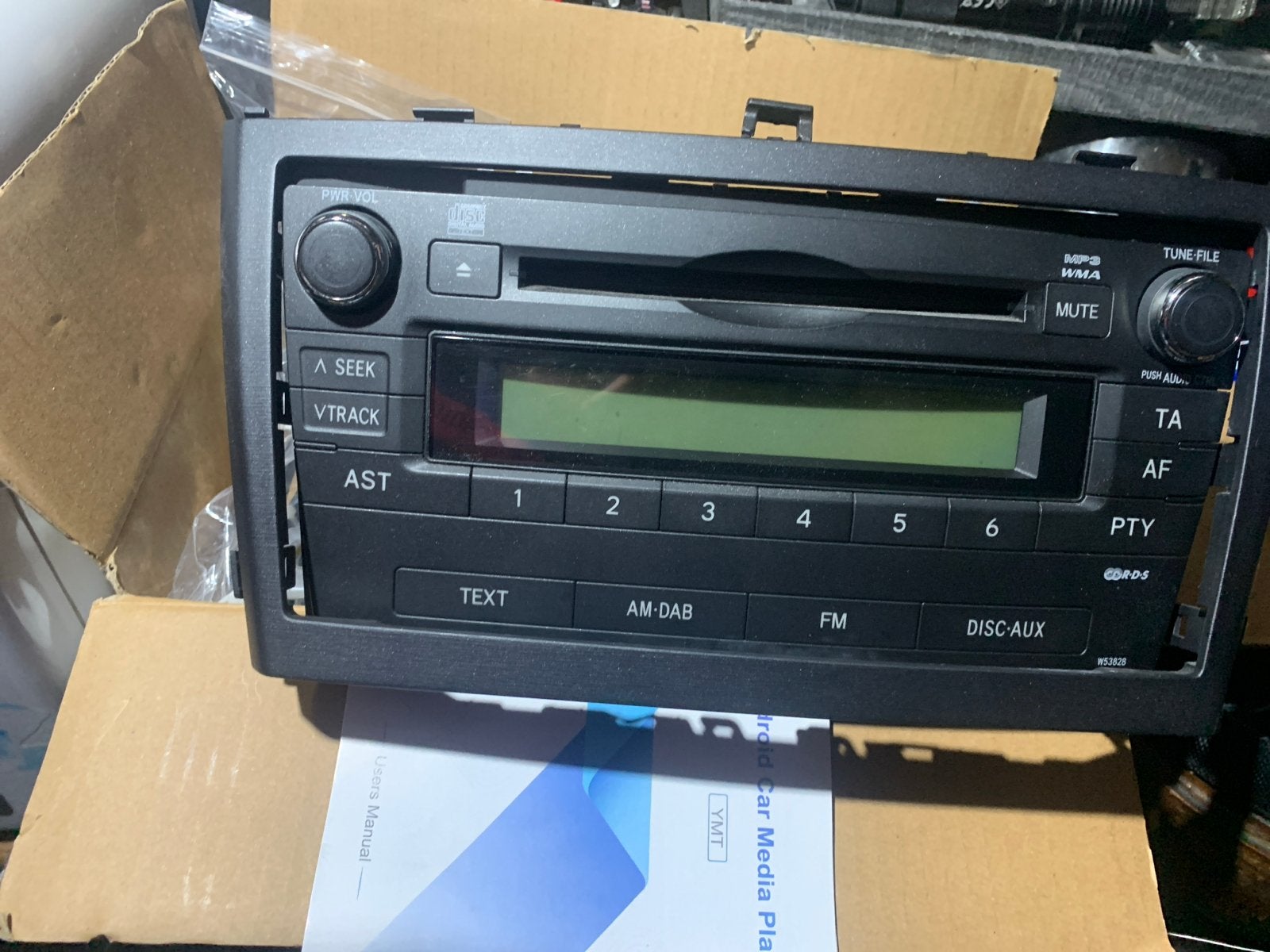 Toyota Auto Radio CD Speler - Model 86120-05150, Auto diversen, Ophalen of Verzenden, Nieuw