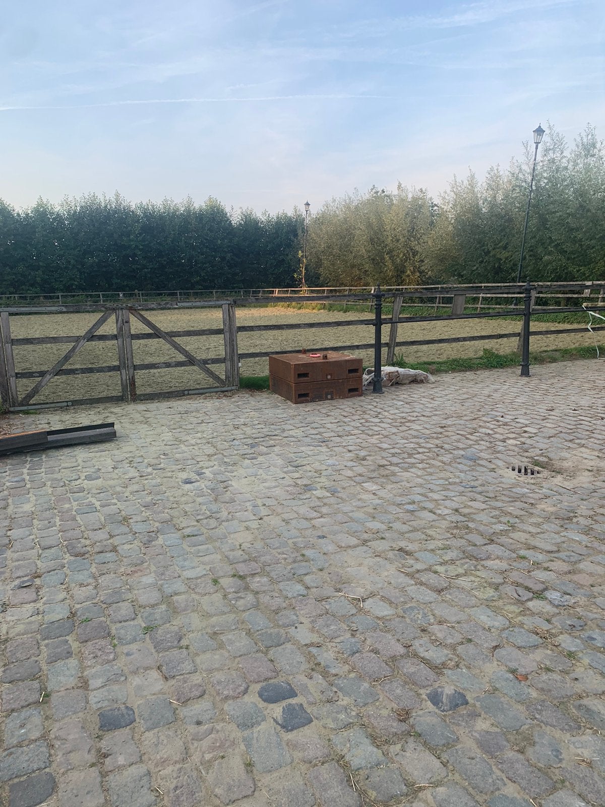 Stalling voor pony aangeboden (merrie), Dieren en Toebehoren, Weidegang, 1 paard of pony