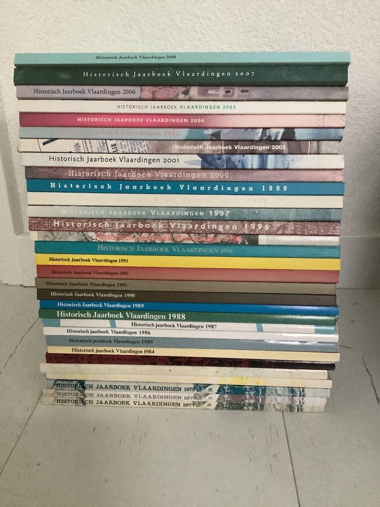 Historische jaarboeken Vlaardingen, Boeken, Ophalen of Verzenden, Meerdere auteurs, 20e eeuw of later, Gelezen