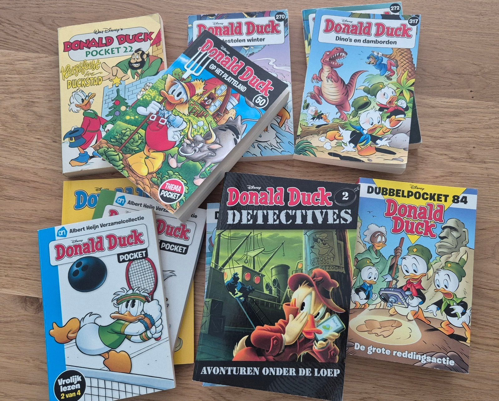 Donald Duck pocket pakket 10 boeken, Meerdere comics, Ophalen of Verzenden, Gelezen