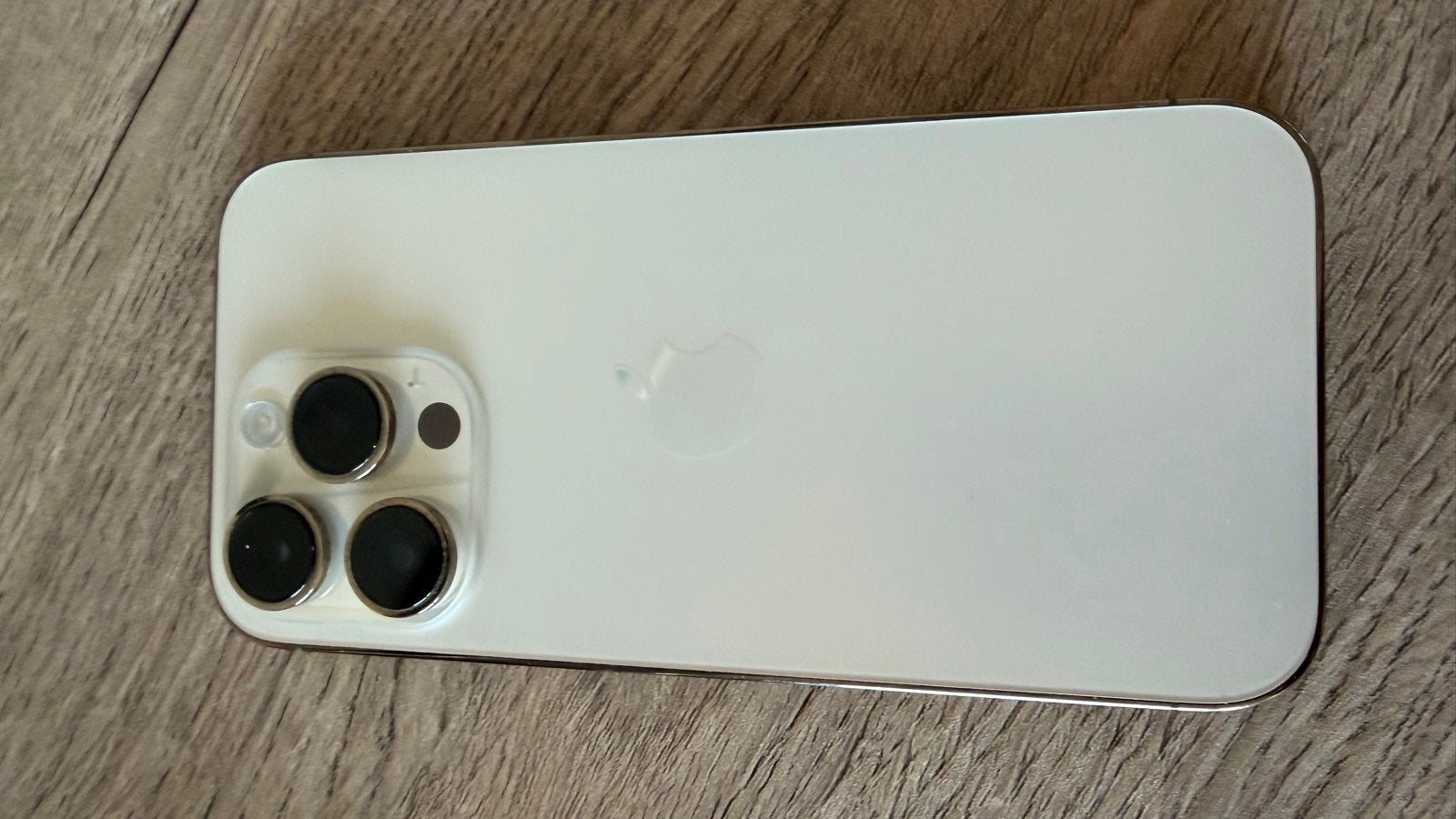 Foto 4 van iPhone 14 Pro Wit - Zo goed als nieuw