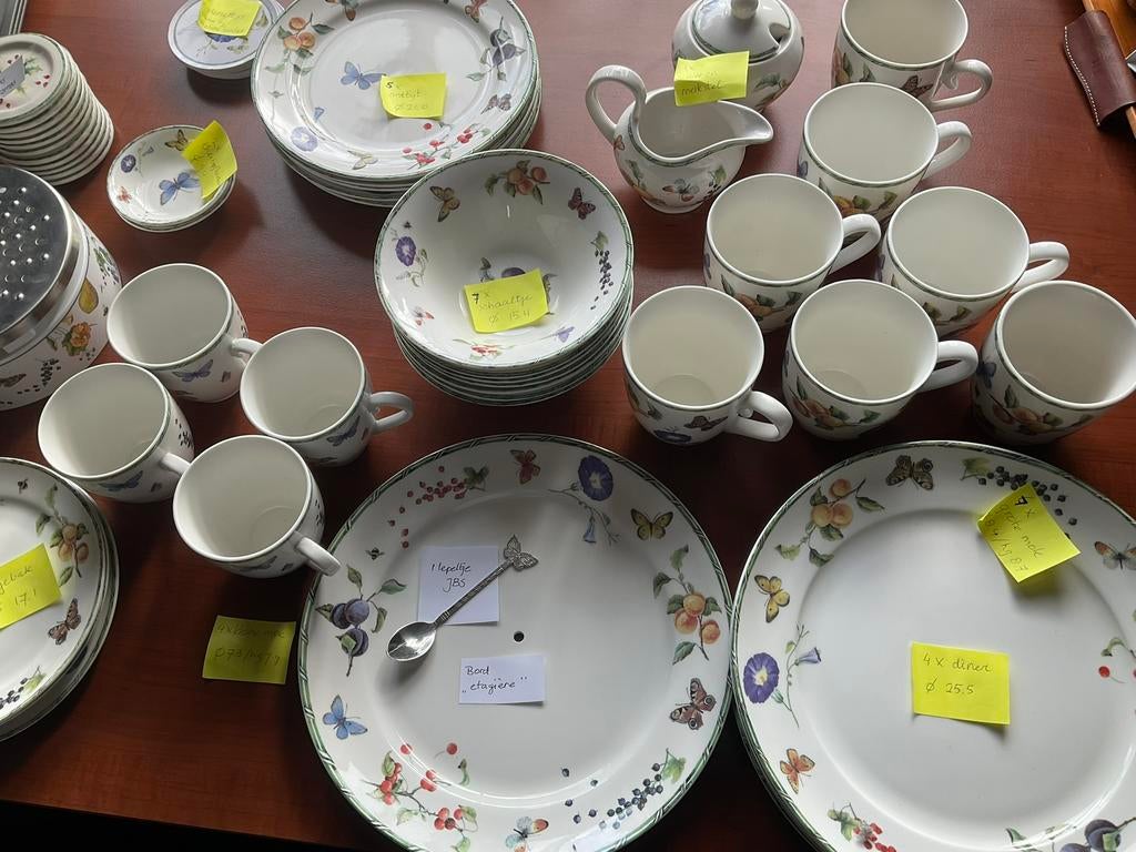 JBS Fruit& flowers compleet servies en meer…., Ophalen of Verzenden, Zo goed als nieuw, Porselein, Overige stijlen