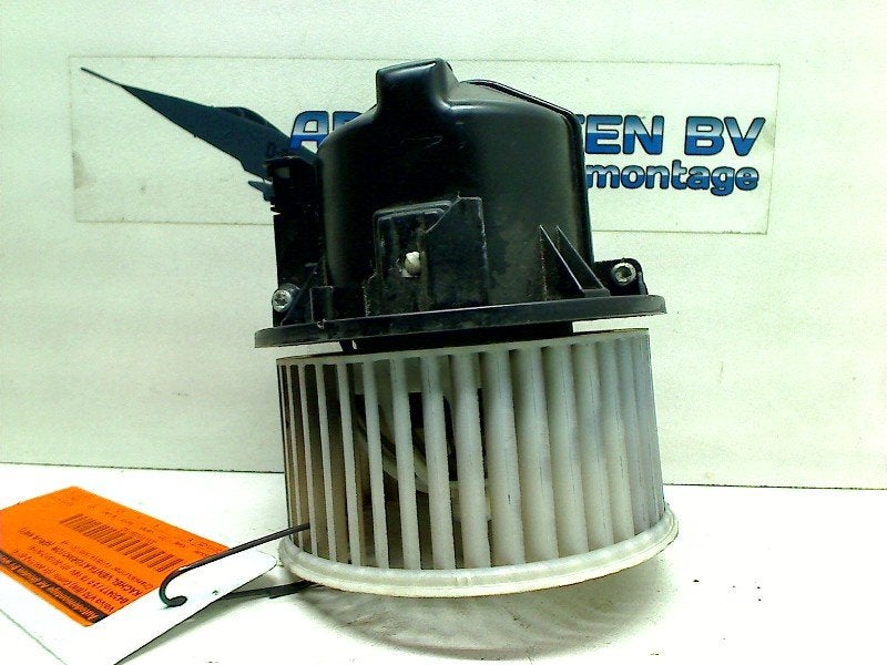 Kachel Ventilatormotor Volvo V70 (BW) 2011 K6879, Gebruikt, Siegburger Straße 229, Köln 50679, , Duitsland, Info@volvocars.com
