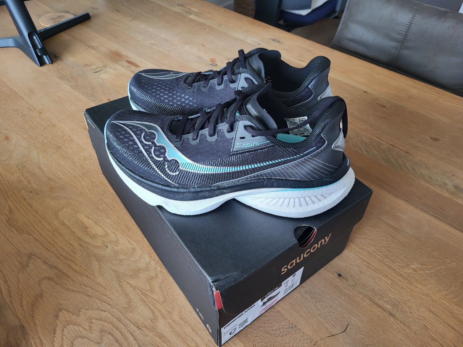 saucony endorphin azura 40.5 dames <10 km op gelopen, Ophalen, Hardloopschoenen, Saucony, Zo goed als nieuw