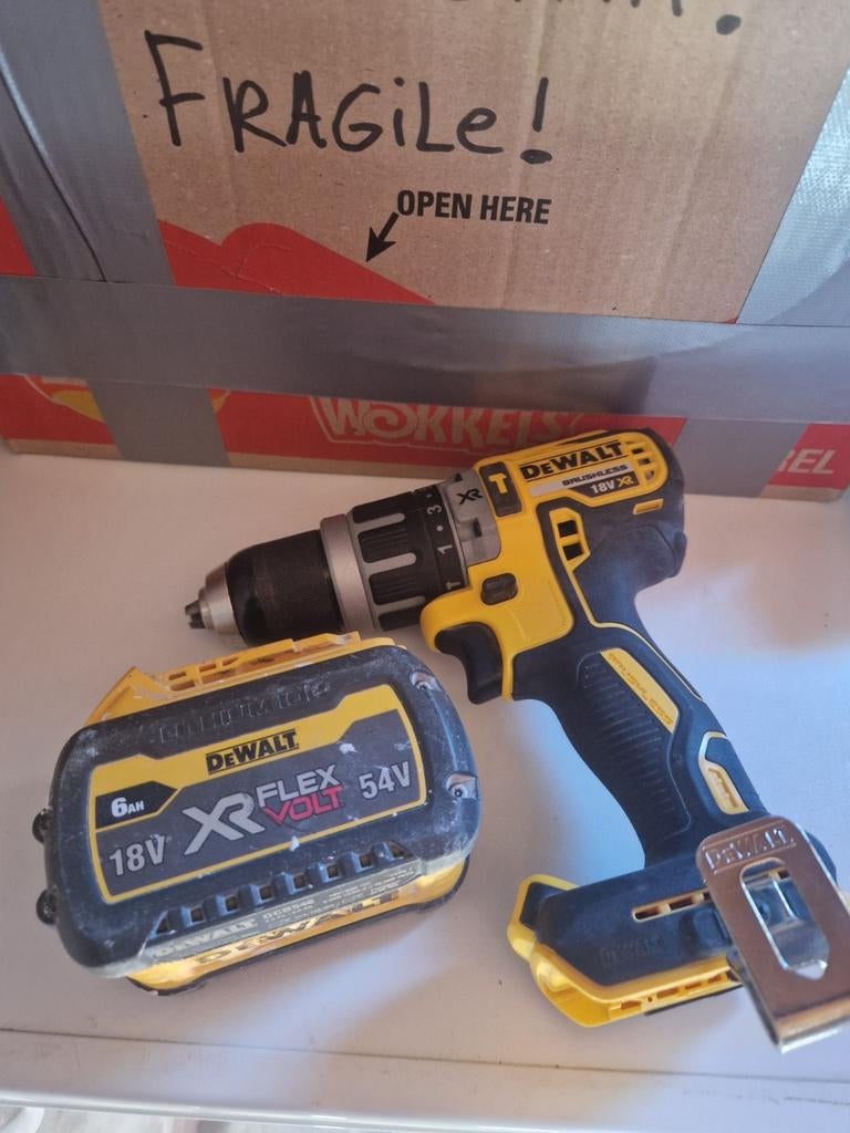 Dewalt boor/schroefmachine,DCD796 NIEUW!, Doe-het-zelf en Verbouw, Gereedschap | Boormachines, Ophalen of Verzenden, Nieuw, Boor- en Schroefmachine