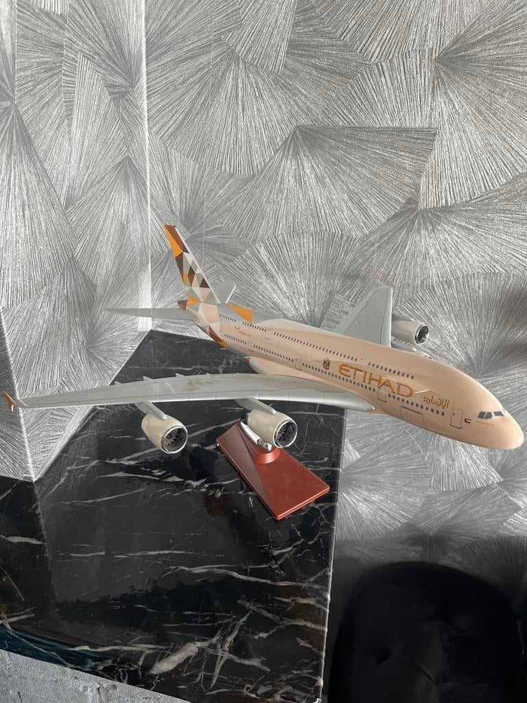 A380 Etihad schaalmodel 1:150, Ophalen, Zo goed als nieuw