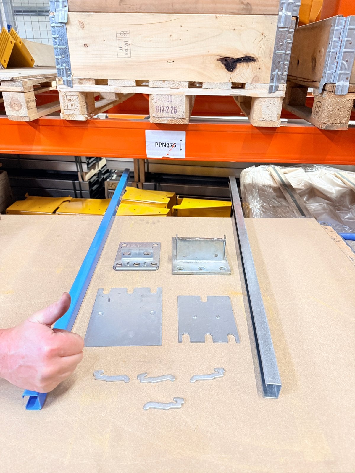 Stow palletstelling onderdelen borgpennen schoren voetplaten