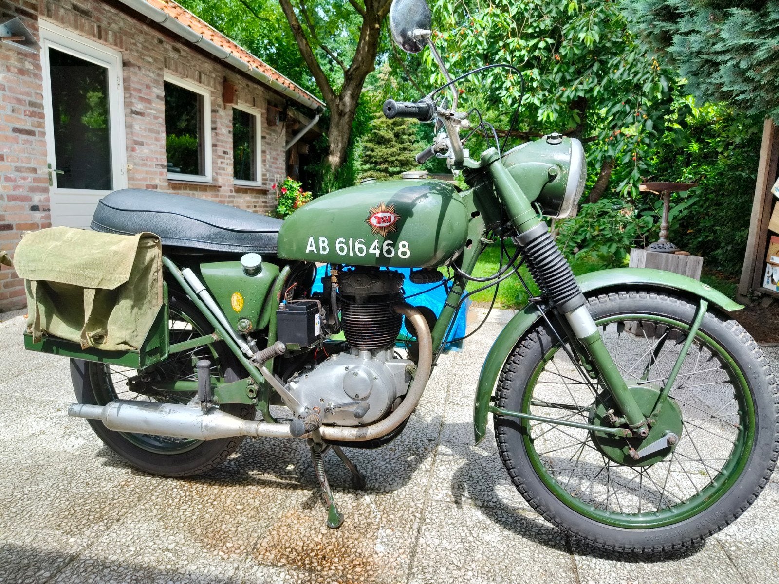 BSA originele legermotor - Goed onderhouden en loopt perfect, Motoren, Motoren | Oldtimers