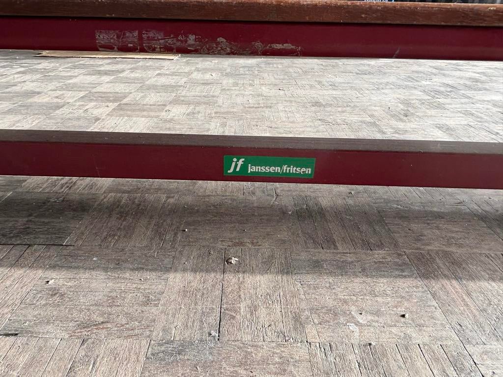 Turnbank 400 cm Janssen en Fritsen, Ophalen, Gebruikt