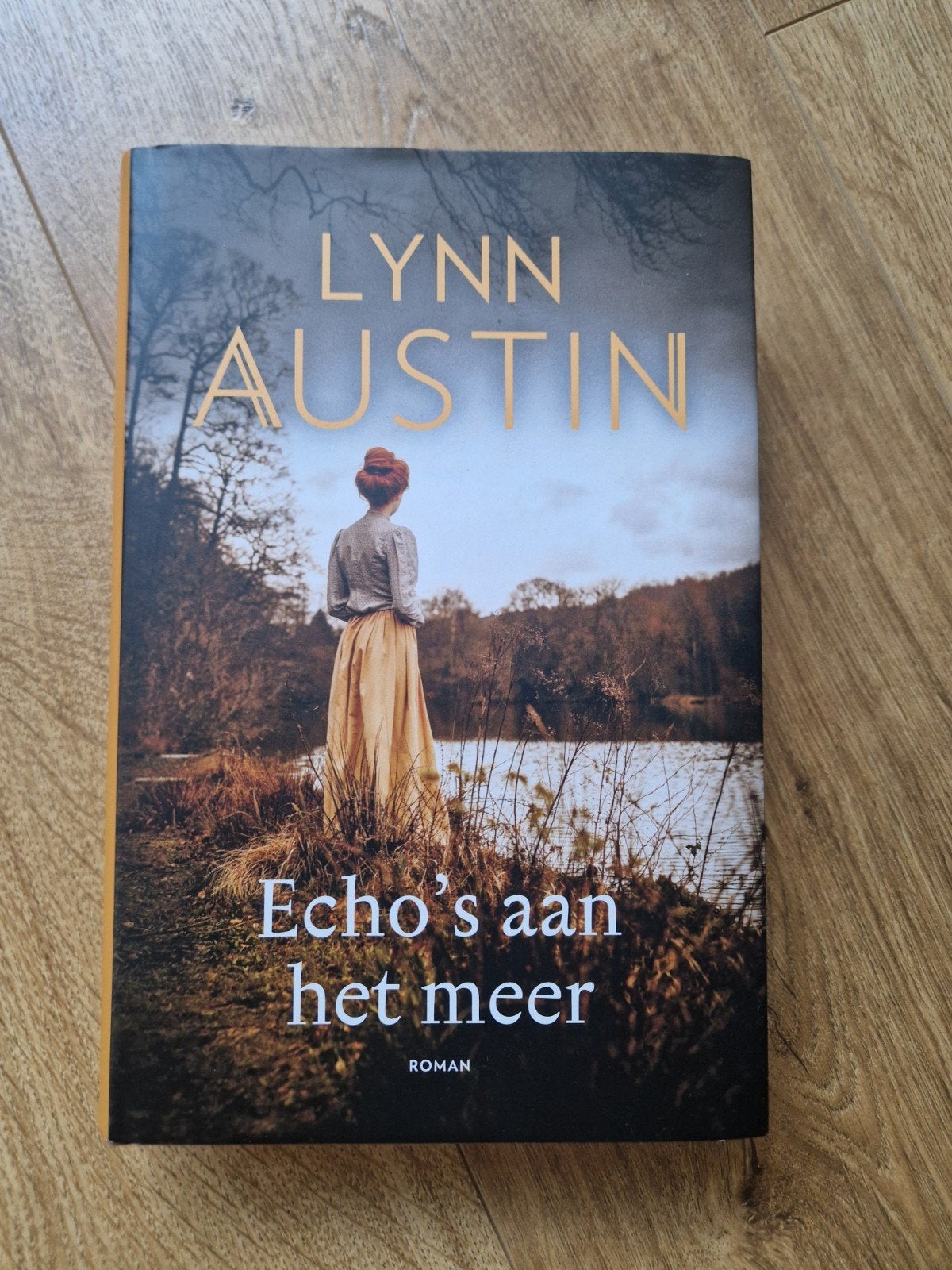 Lynn Austin - Echo's aan het meer, Boeken, Ophalen of Verzenden, Zo goed als nieuw, Lynn Austin