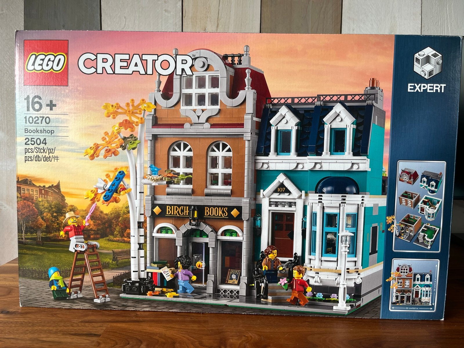 LEGO 10270 Creator Expert Book shop, Kinderen en Baby's, Speelgoed | Duplo en Lego, Lego, Ophalen of Verzenden, Zo goed als nieuw
