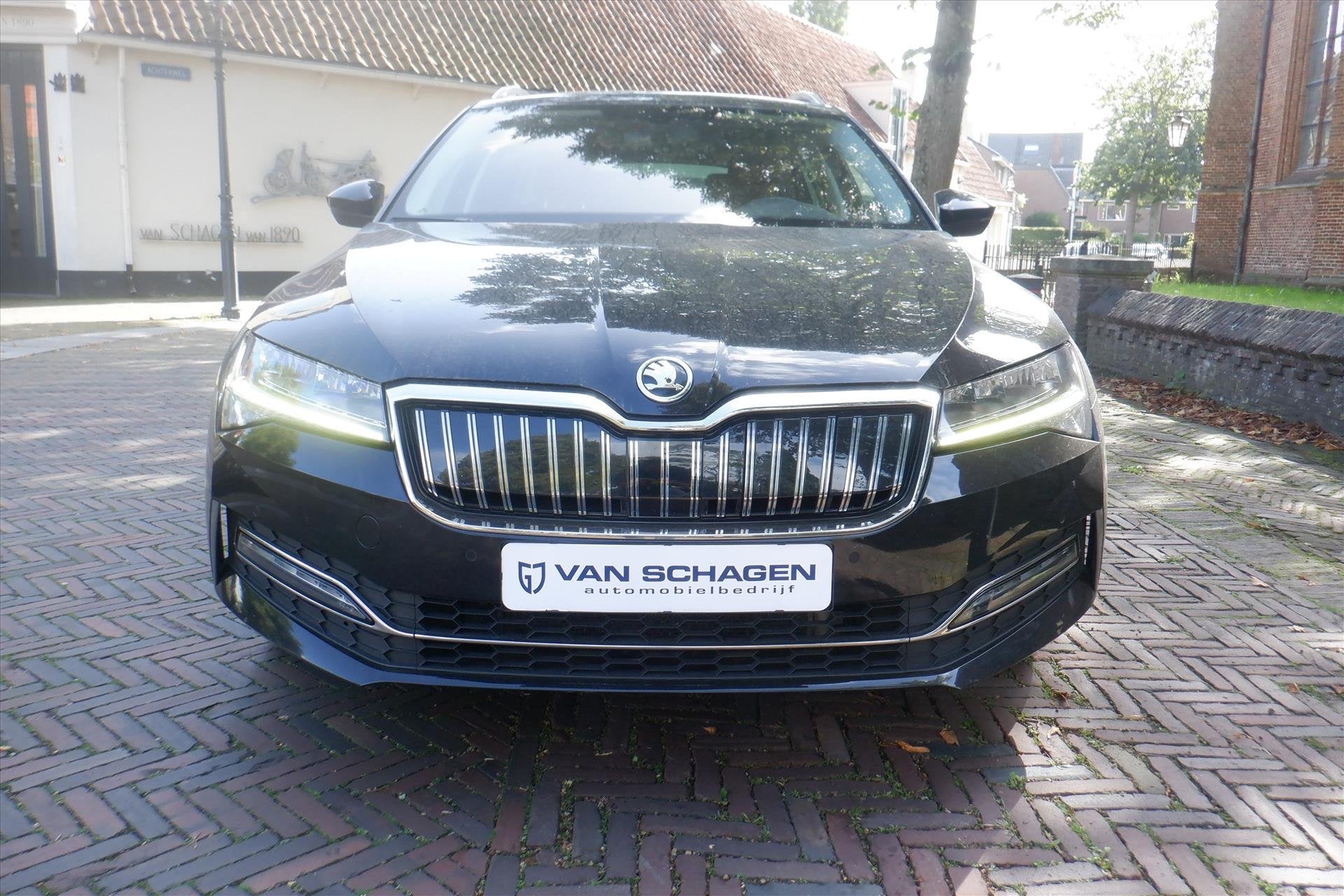 Skoda Superb Combi 1.4 Plug-in -( SOH 93.4 % )-TREKHAAK-BOVA, Automaat, Stof, Gebruikt, Zwart