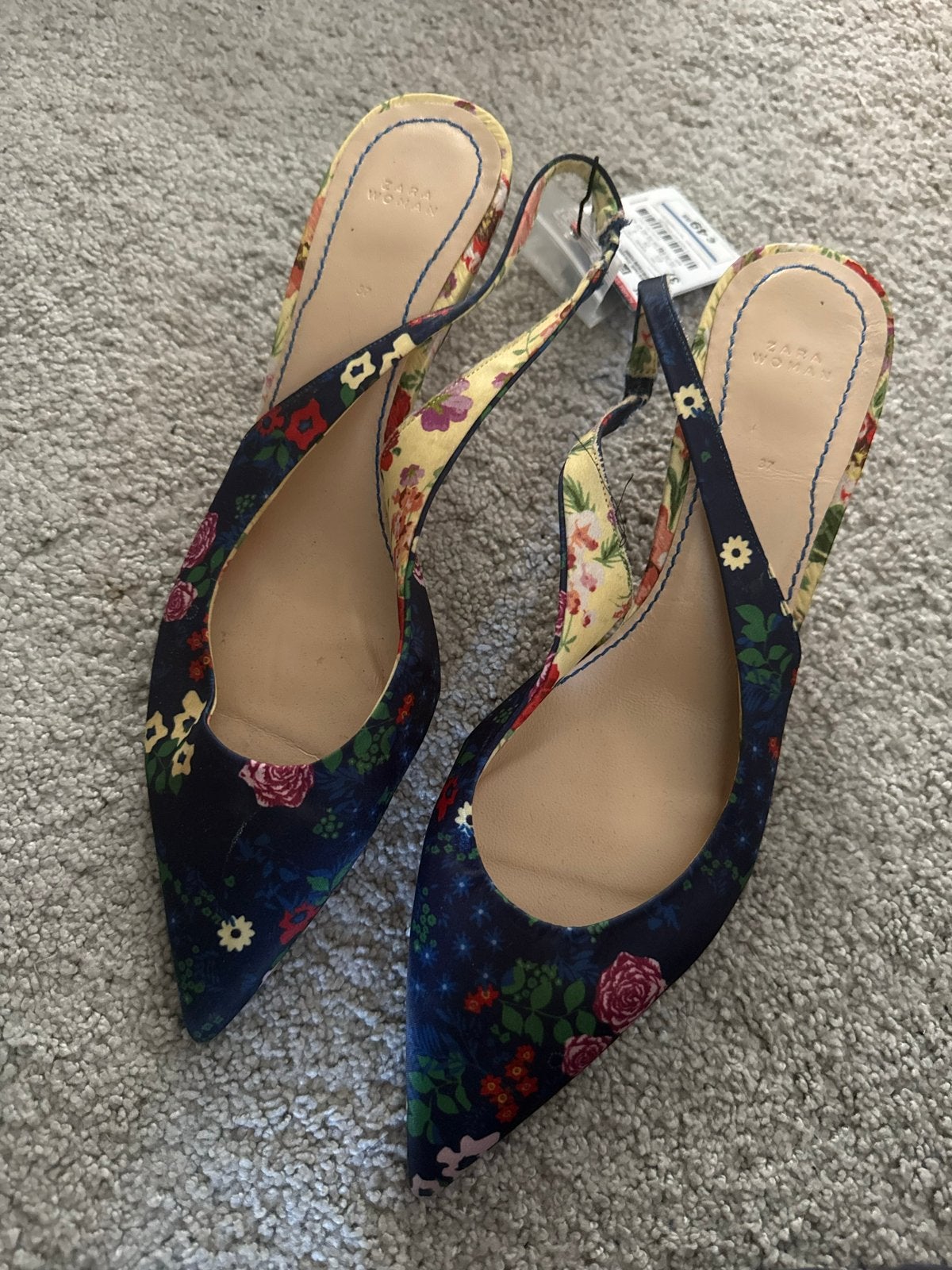 Zara bloemenprint slingback hakken 37, Kleding | Dames, Ophalen of Verzenden, Nieuw, Overige kleuren, Pumps