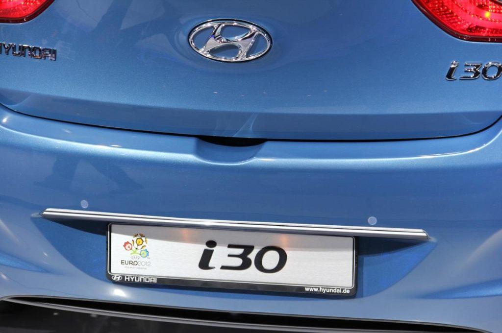 Achterbumper lijst RVS geborsteld/gepolijst Hyundai i30 12-, Ophalen of Verzenden, Nieuw