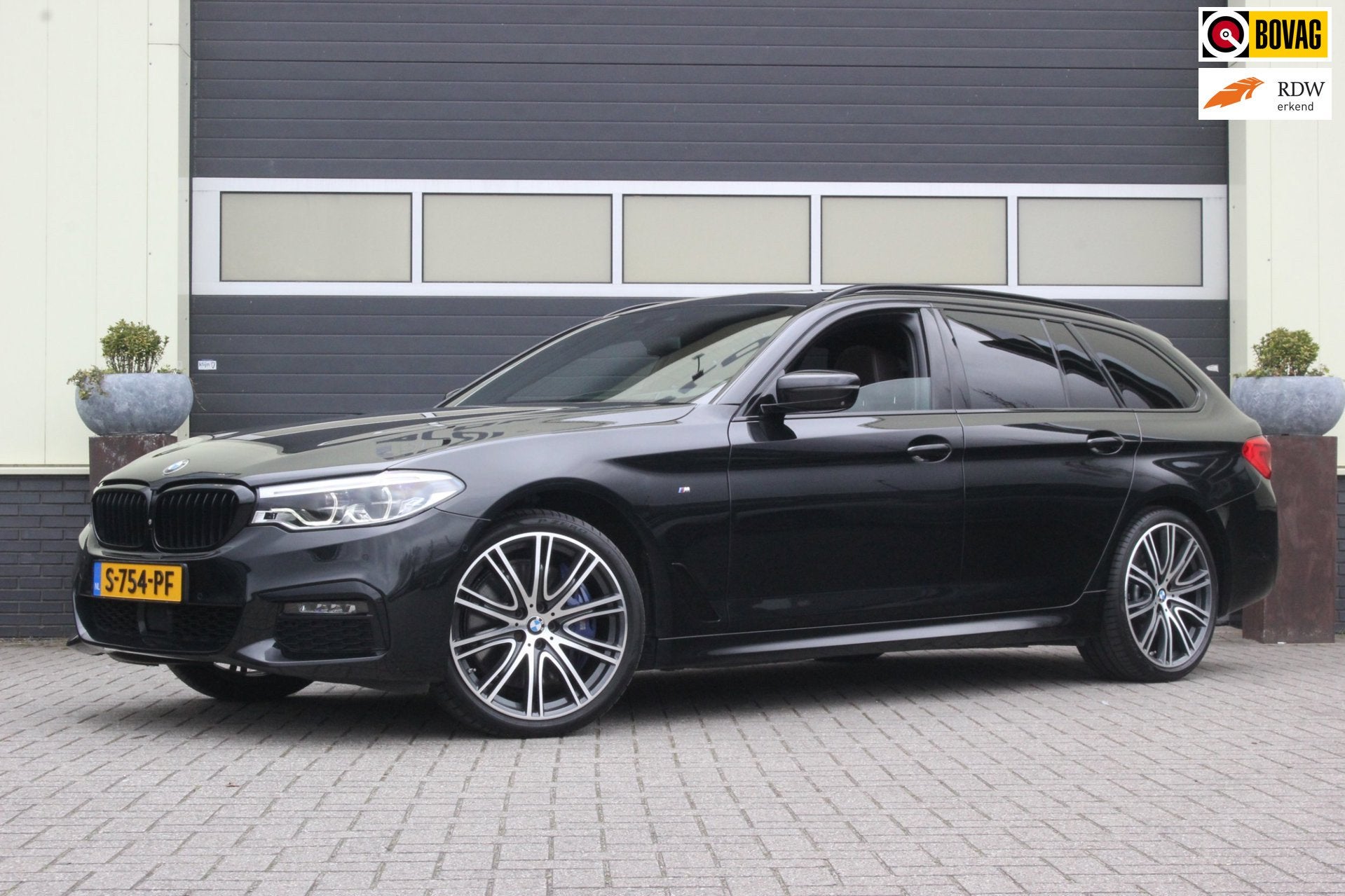 BMW 5-serie Touring 540i xDrive High Executive M Sport | Ful, Automaat, Gebruikt, Euro 6, 2000 kg