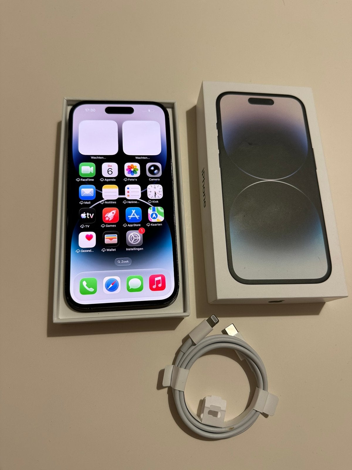 Iphone 14 Pro met 256GB | Doos + Oplader, 256 GB, IPhone 14 Pro, Zwart, Ophalen of Verzenden