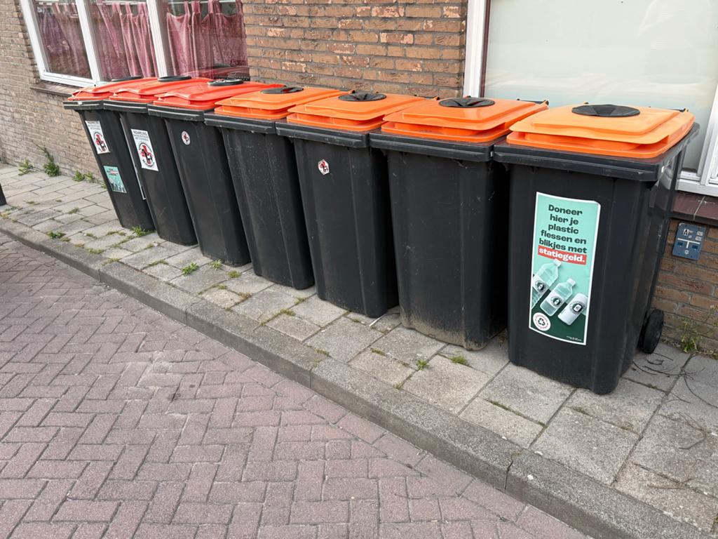 Statiegeld bakken / PMD containers (meerdere beschikbaar), Kunststof, Gebruikt, 40 liter of meer, Ophalen of Verzenden
