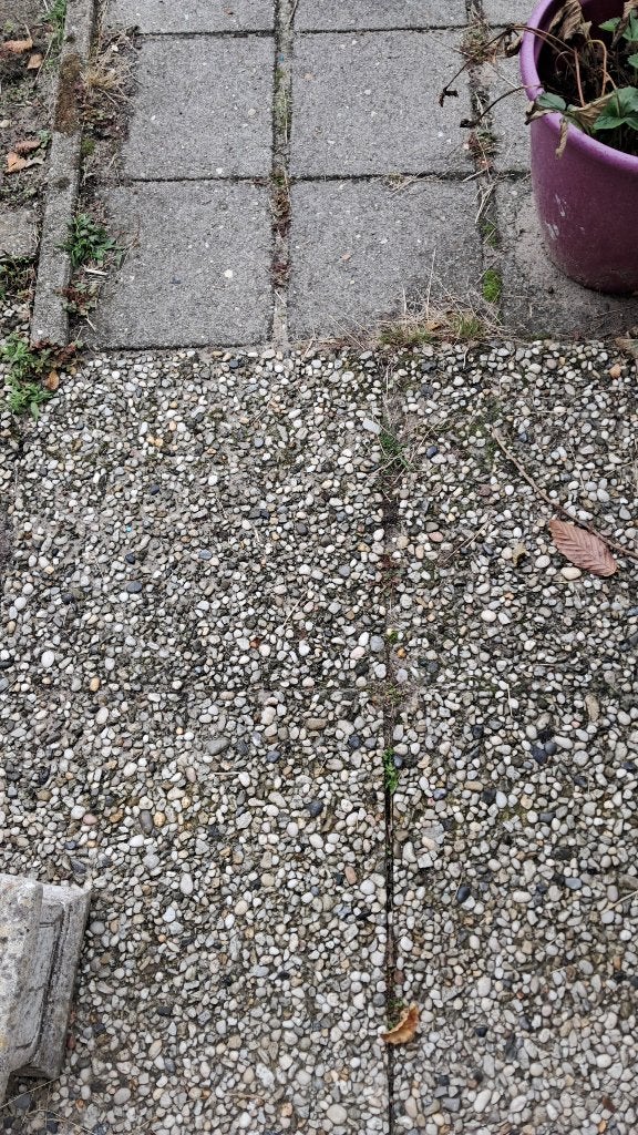 Stoep en grindtegels, Ophalen, Gebruikt, 10 m² of meer, Beton