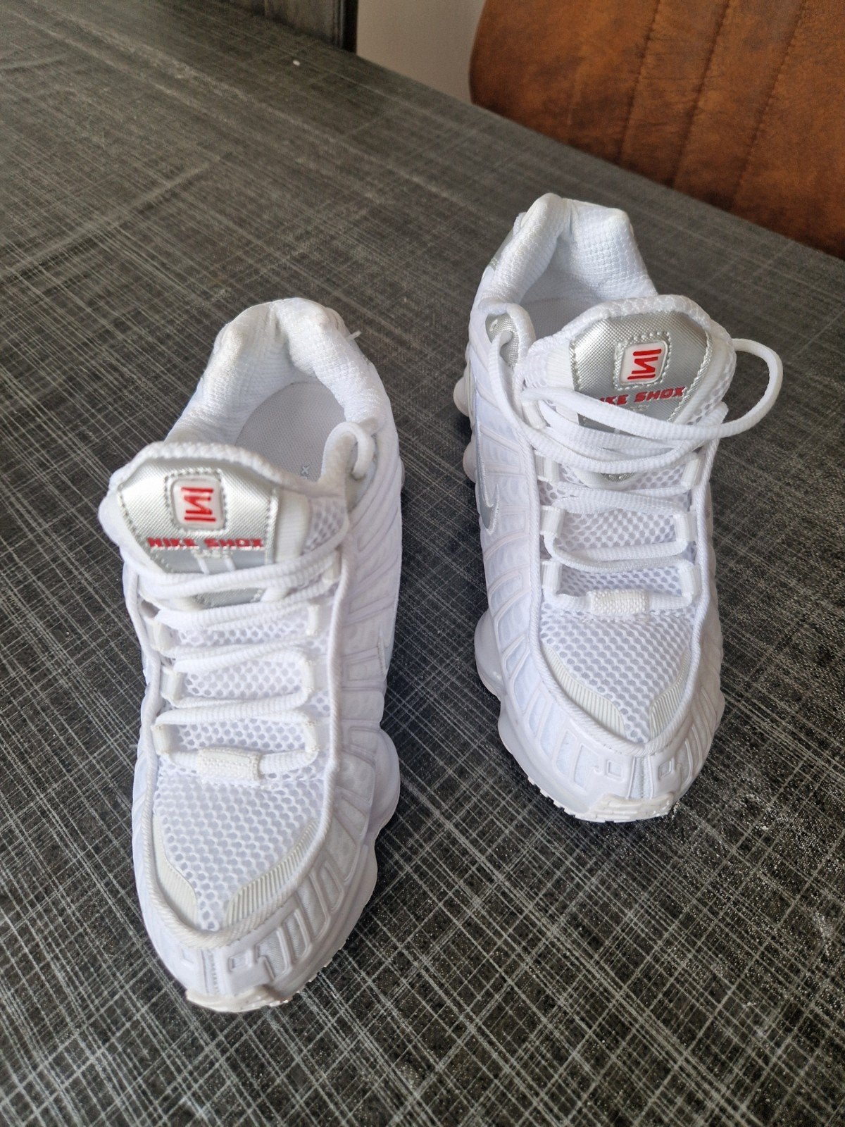 Nike Shox TL Wit/Zilver - niet van echt te onderscheiden!, Kleding | Dames, Ophalen, Wit