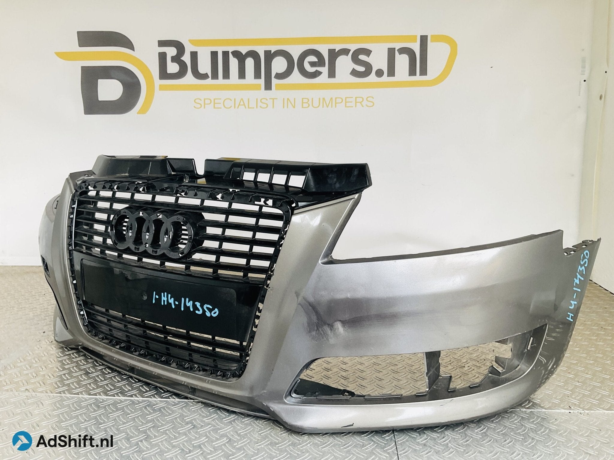Bumper Audi A3 8P Facelift 2007-2012 8P0807437H Voorbumper 1, Auto-onderdelen, Bumper