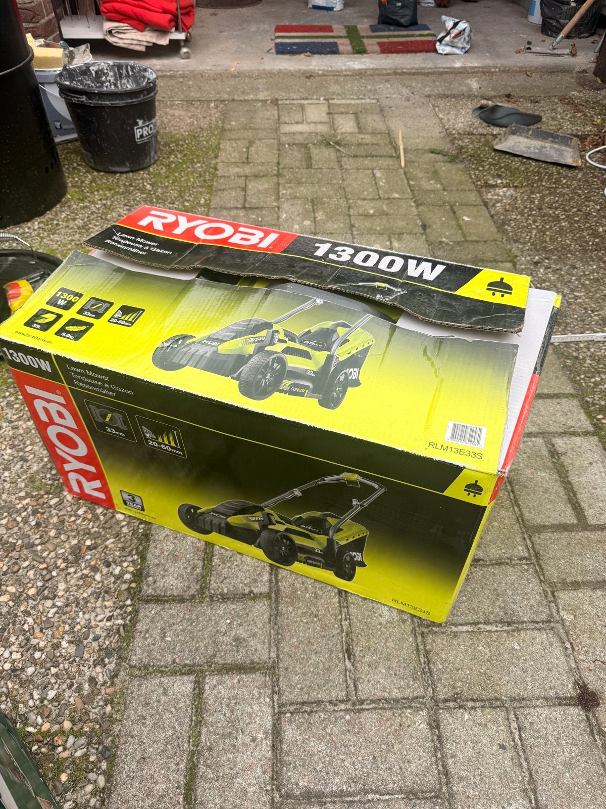 Ryobi 1300W Elektrische Grasmaaier, Cirkelmaaier, Elektrische grasmaaier, Nieuw, Ophalen of Verzenden