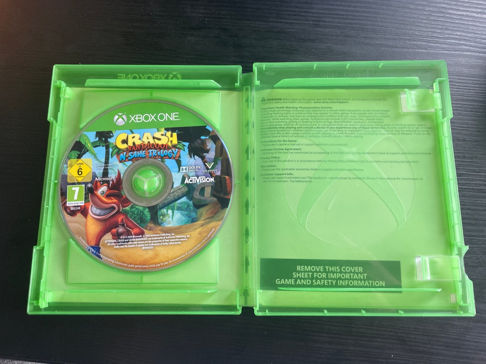 Crash Bandicoot N. Sane Trilogy Xbox One + garantie, Spelcomputers en Games, Gebruikt, One Microsoft Place, South County Business Park, Dublin D18 P521 IRELAND; Registered Office: 70 Sir Rogerson's Quay, Dublin D02 R296 IRELAND