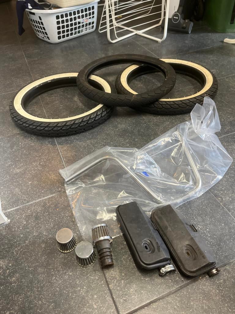 Puch Maxi onderdelen: Luchtfilters, 17 inch banden, stuur, Ophalen, Nieuw, Overige typen