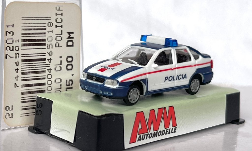 AMW 72031: Volkswagen Polo van de Portugese politie, Ophalen of Verzenden, Zo goed als nieuw, Auto