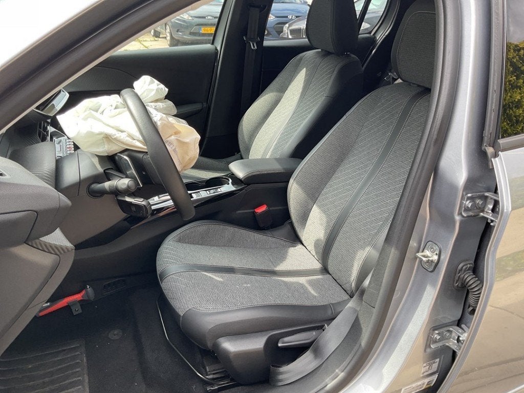 Interieur Peugeot 208 II (UB/UH/UP) (2023-08/..) 9823918680, Kontakt-peugeot@peugeot.com, Gebruikt, Peugeot Deutschland GmbH, Bahnhofsplatz, Rüsselsheim 65423, , Duitsland