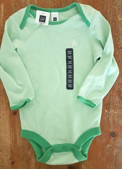Lichtgroene GAP romper l/s maat 68/74 NIEUW (0029) a, Kinderen en Baby's, Babykleding | Maat 68, Nacht- of Onderkleding, Nieuw