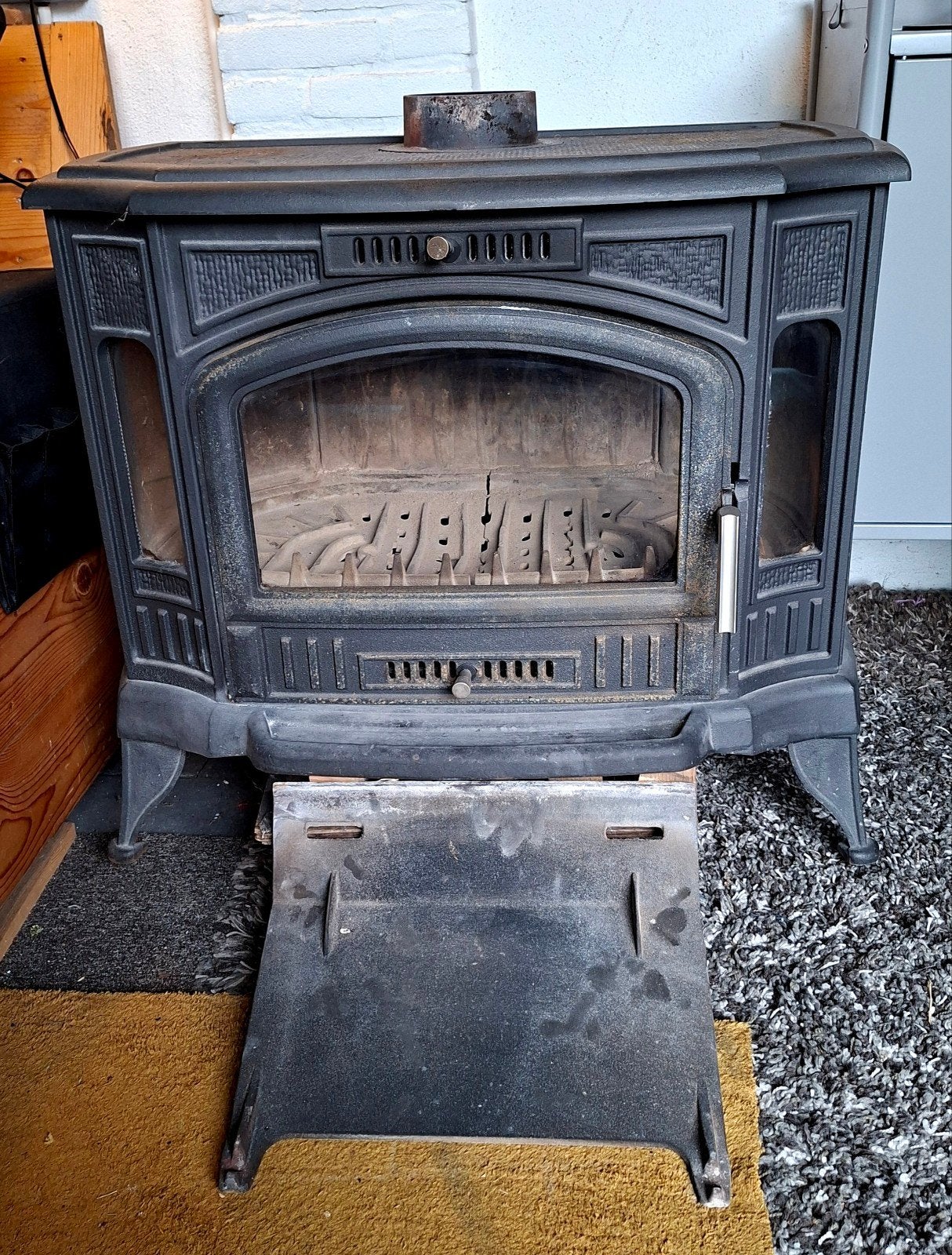 Houtgestookte gietijzeren kachel KRATKI K9 10 kW, Gebruikt, Houtkachel, Ophalen of Verzenden, Vrijstaand