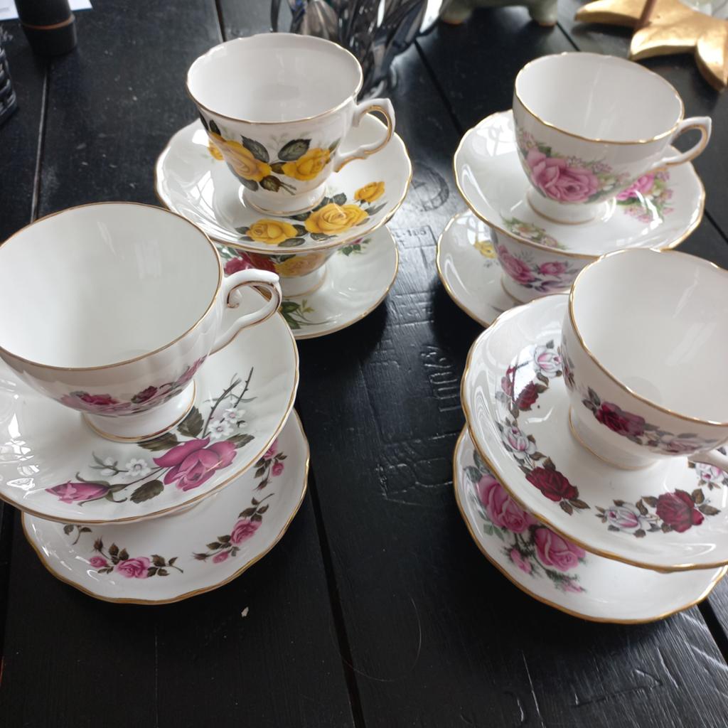 8 kop en schotels vintage, Huis en Inrichting, Keuken | Servies, Ophalen of Verzenden, Porselein, Overige stijlen, Kop(pen) en/of Schotel(s)