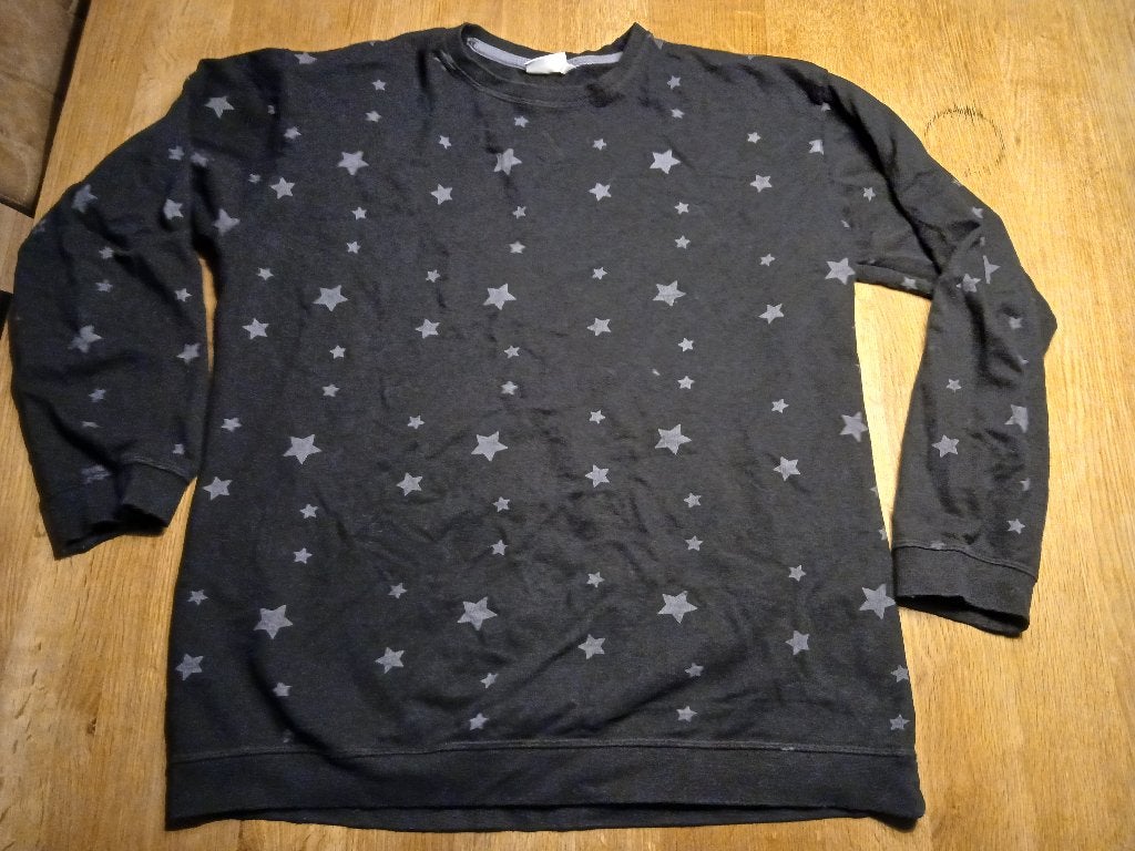 Zwarte sweater sterrenprint maat L, Ophalen of Verzenden, Gedragen, Maat 42/44 (L), Zwart