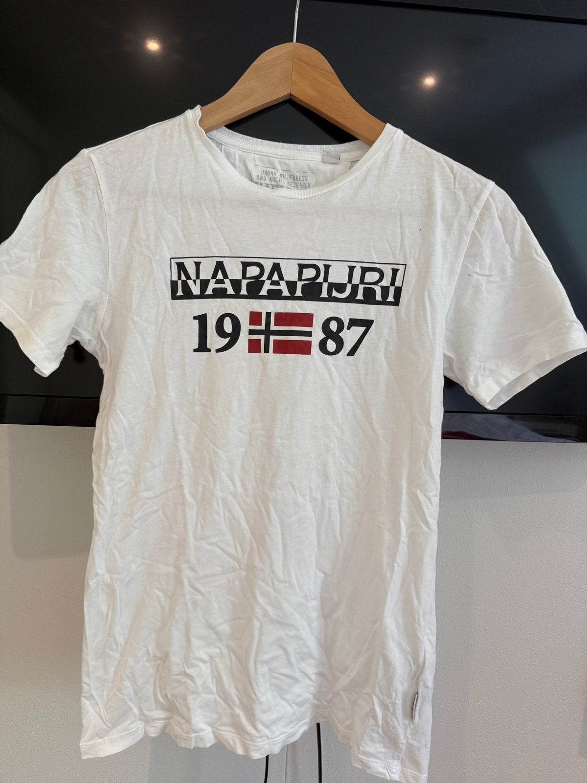 Napapijri T-shirt wit met logo - maat 14, Ophalen of Verzenden, Zo goed als nieuw, Jongen of Meisje, Shirt of Longsleeve