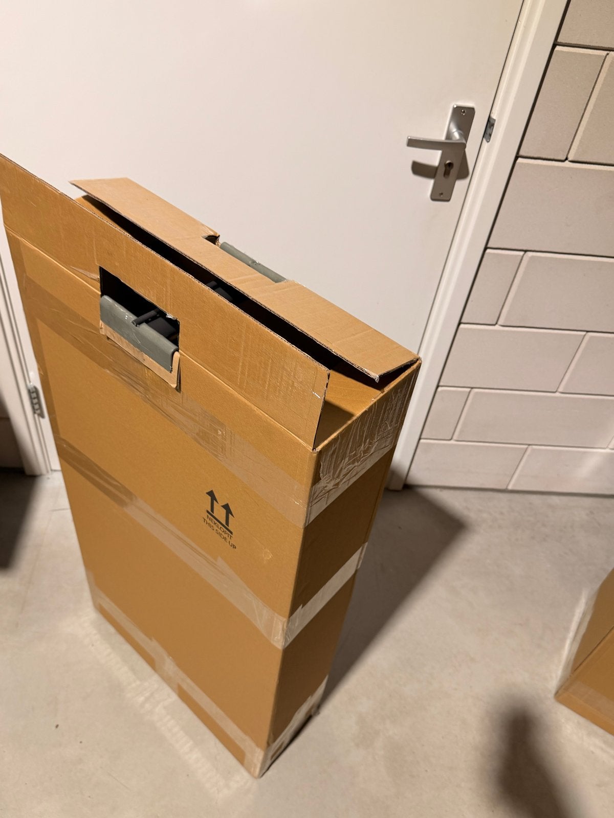 Verhuis Garderobedoos 102x55x30 cm met hangstang, Ophalen